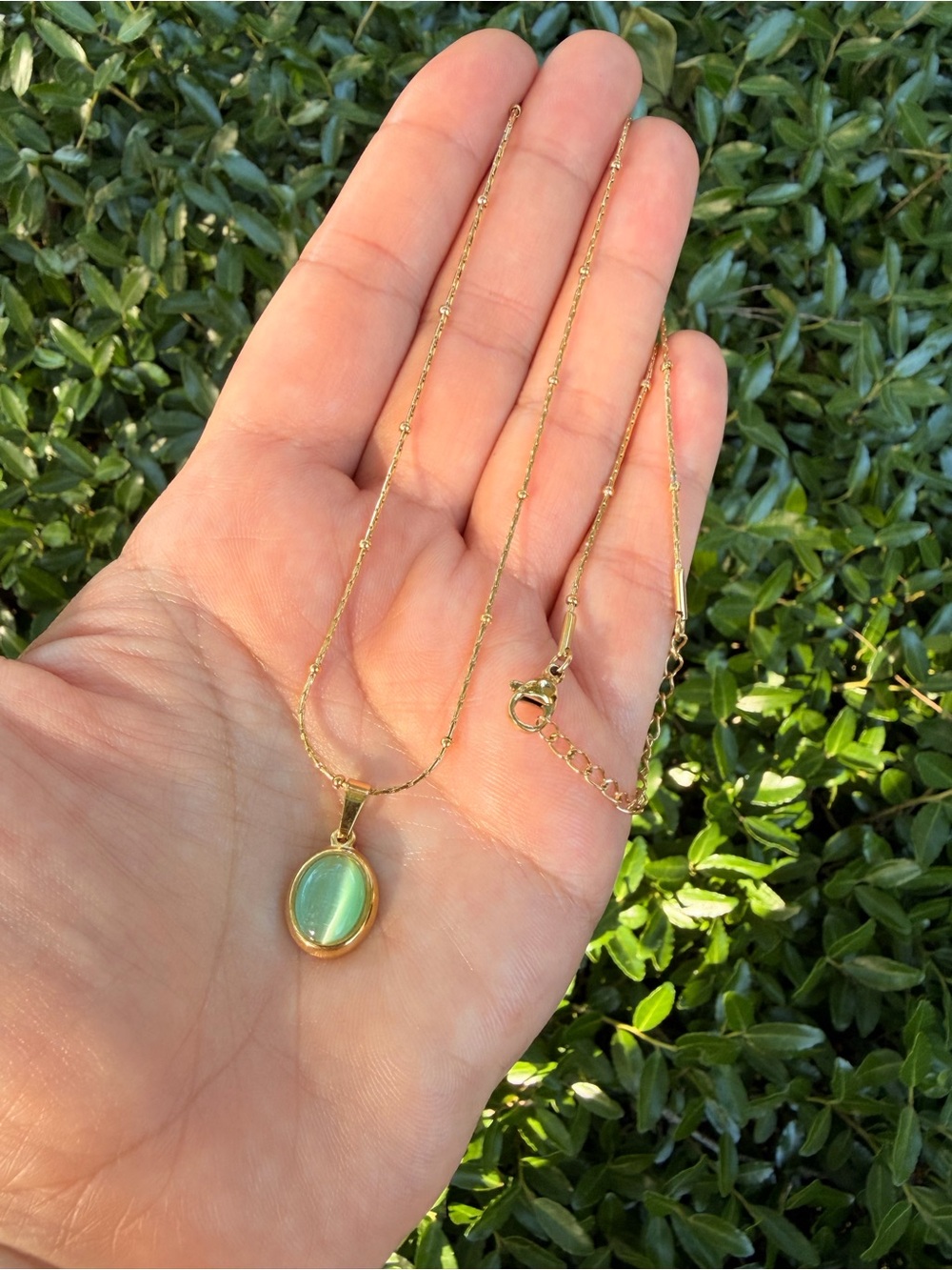 Gold Oval Pendant Necklace with Green Stone - Picture 9 of 9